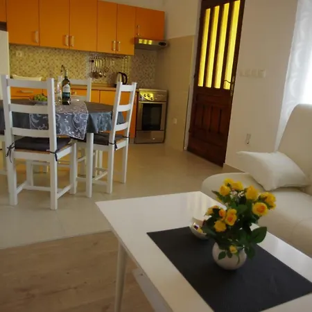Apartments Sonja Podgora Exterior photo