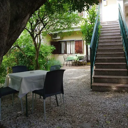 Apartments Sonja Podgora Exterior photo