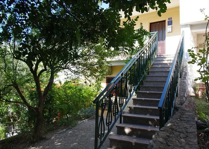 Apartments Sonja Podgora