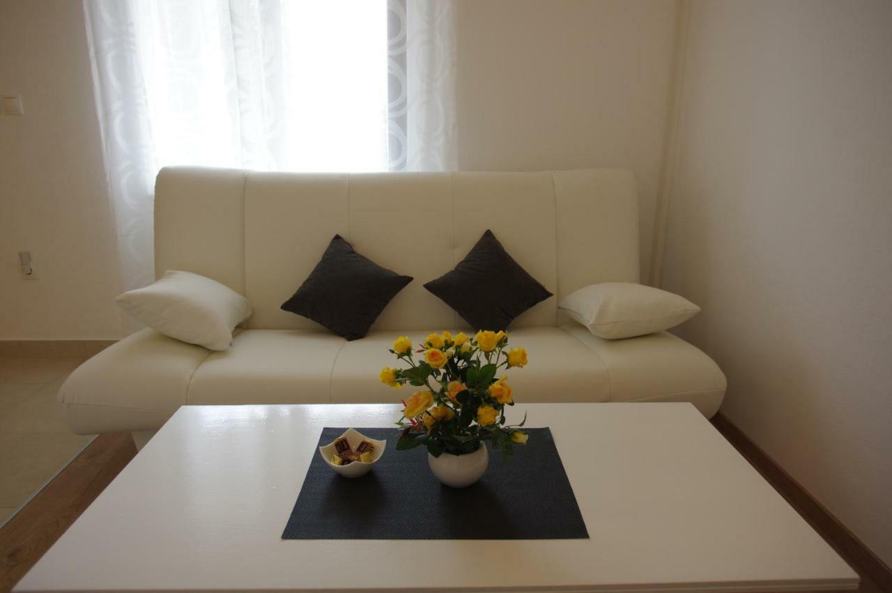 Sonja Apartment Podgora